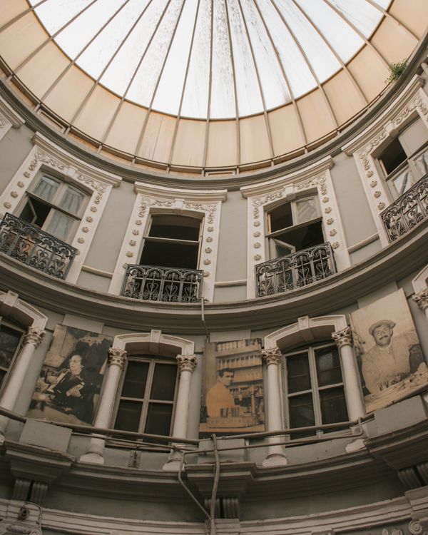 Foto de stock gratuita sobre #interior, ángulo bajo, antiguo, arcada ...