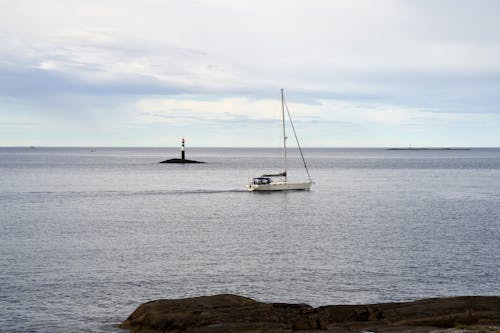 Foto d'estoc gratuïta de aigua, barca, cel