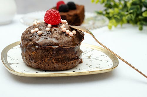 Chocolate Cake With Raspberry Toppings