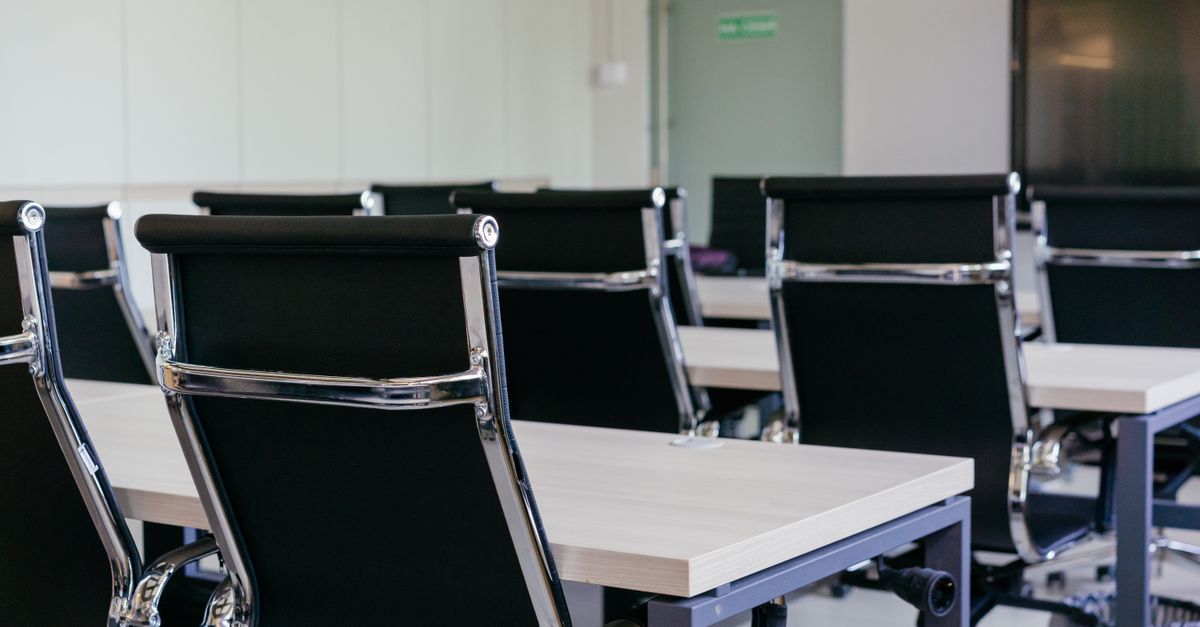 Comment intégrer l'ergonomie dans votre espace de travail partagé