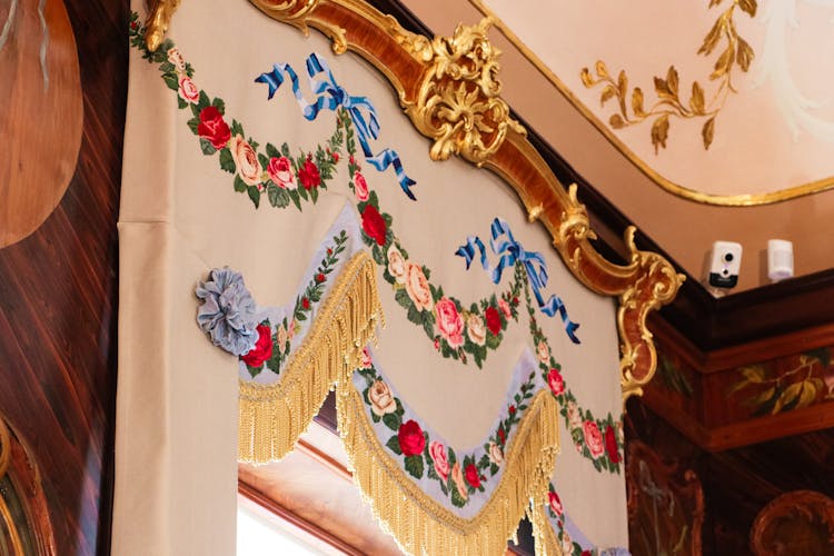 Classical, Luxury Wall Decoration