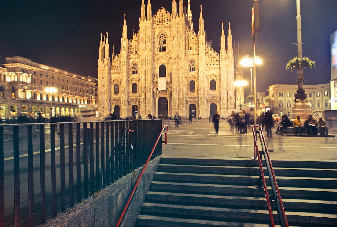 6 Fascinating Places to See in Milan, Italy