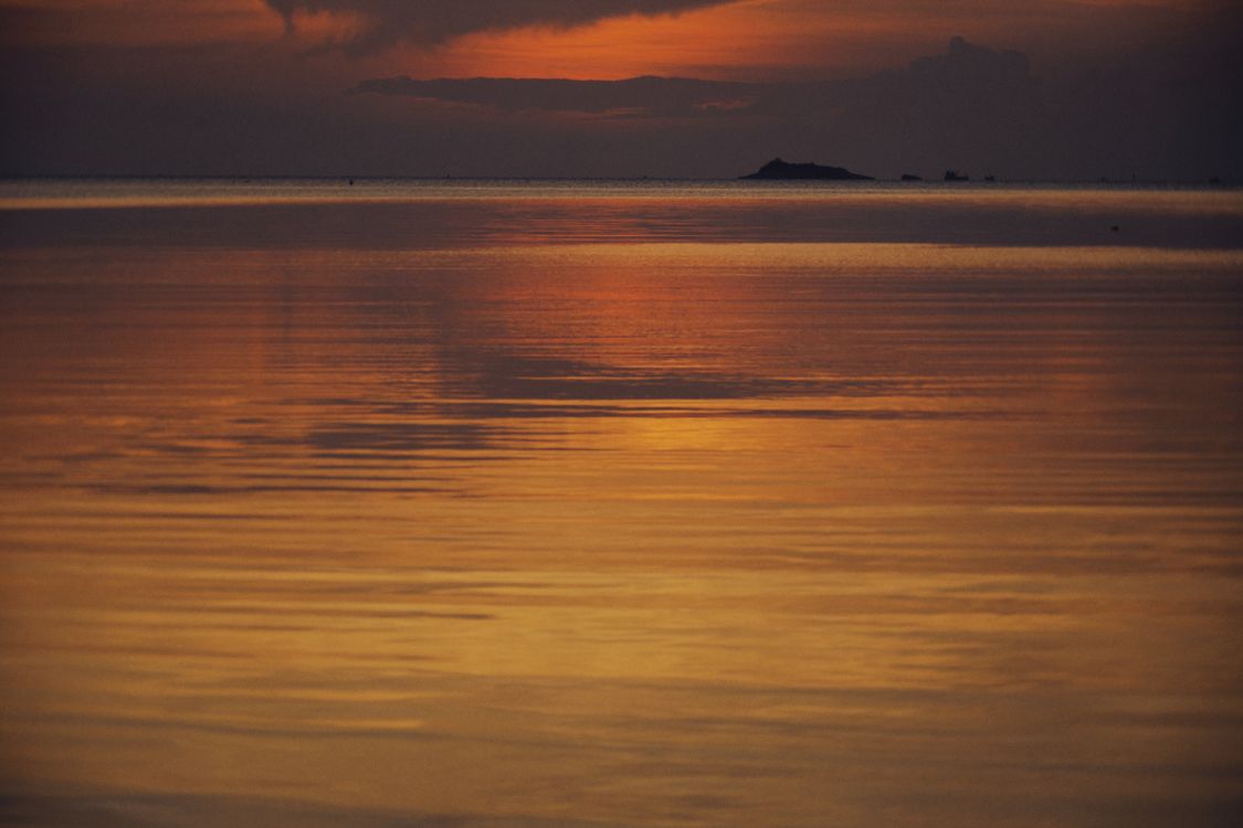 Calm Sea Setting Calm Sea during Sunset · Free Stock Photo