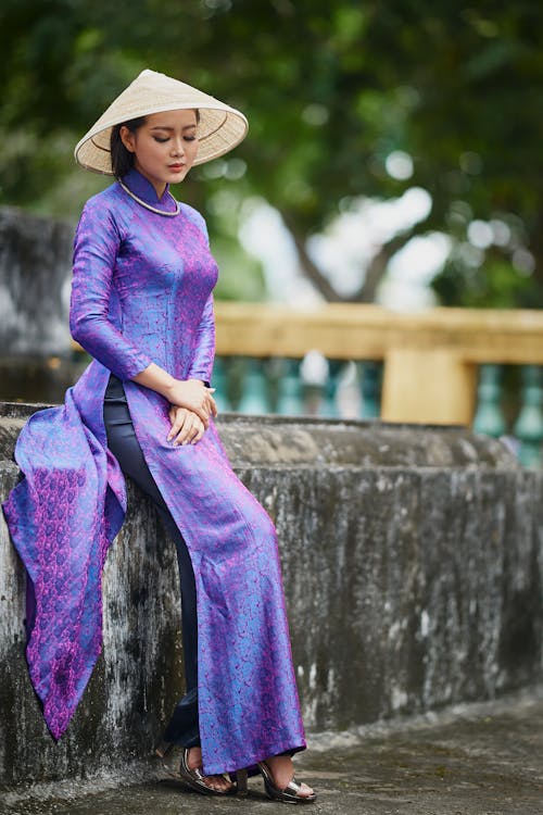 Darmowe zdjęcie z galerii z ao dai, azjatka, bokeh