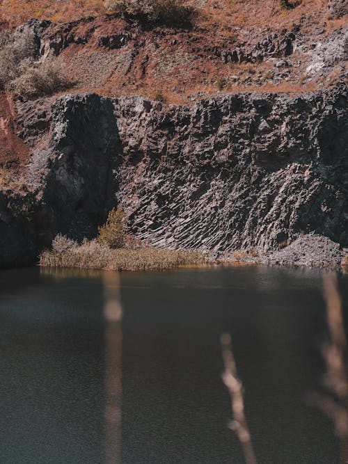 Бесплатное стоковое фото с вертикальный выстрел, вода, море