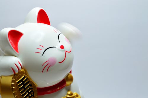 日本幸運硬幣貓