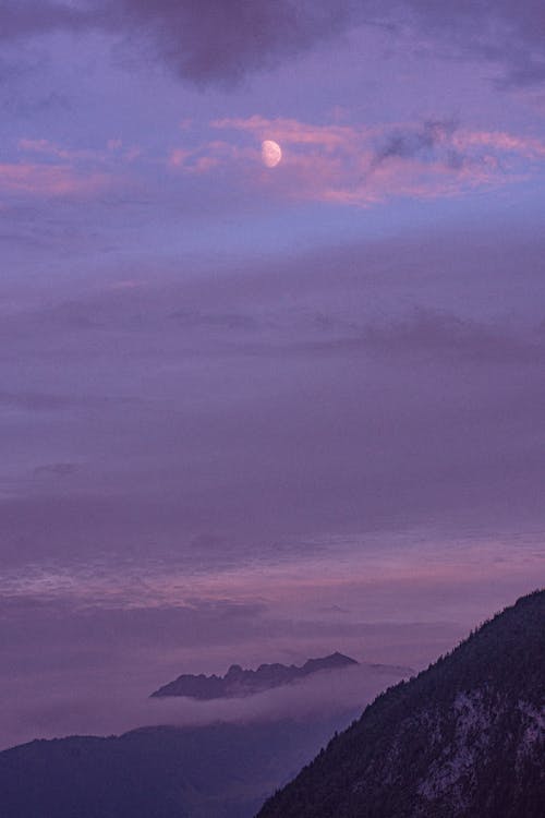 Gratis stockfoto met bergen, bewolkt, dageraad