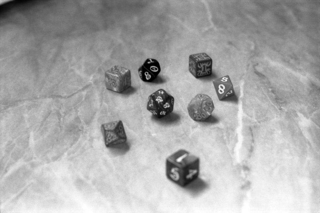 Cloudkill 5e uses Black and White Dice on Counter