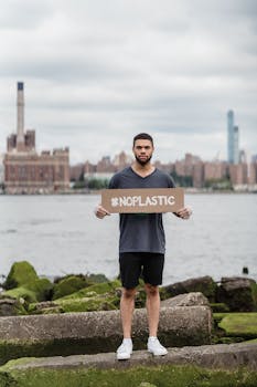 Image shows a Congress protest in Betul, Madhya Pradesh, highlighting the severe water crisis affecting the region.