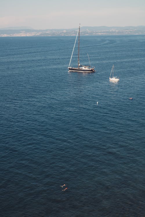Foto profissional grátis de água, barcos, fotografia aérea