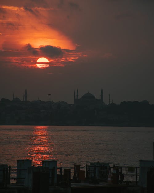 Immagine gratuita di bagnasciuga, bosphorus, cielo coperto