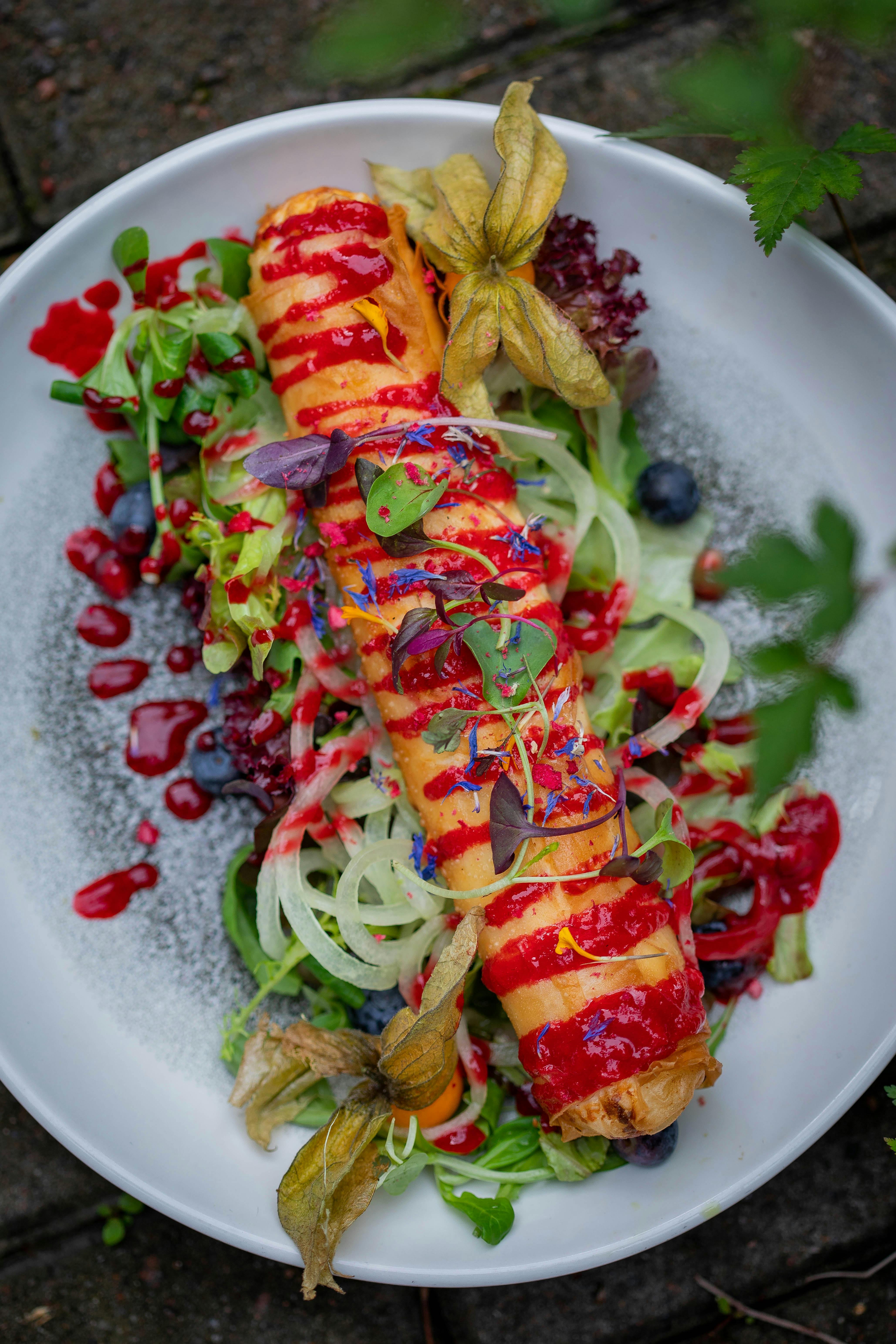 What causes Hippopotomonstrosesquippedaliophobia?