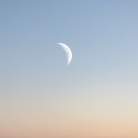 Pale blue dawn sky — photo by Dextar Studio on Pexels