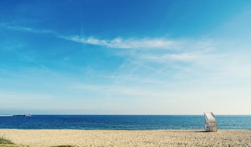 Kostnadsfria Kostnadsfri bild av blå himmel, hav, havsområde Stock foto