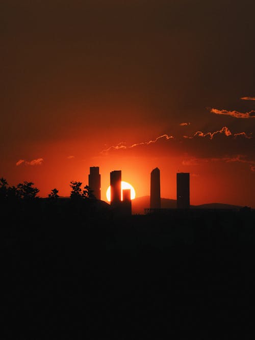 Foto profissional grátis de cair da noite, conhecimento, edifícios