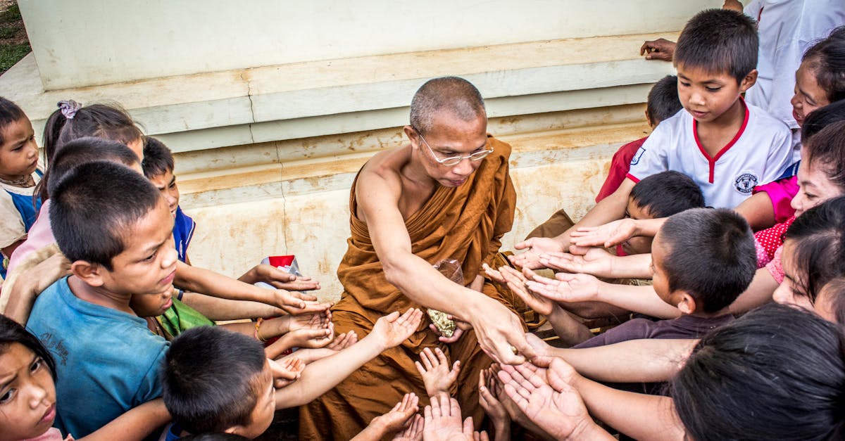 How to become a girl monk