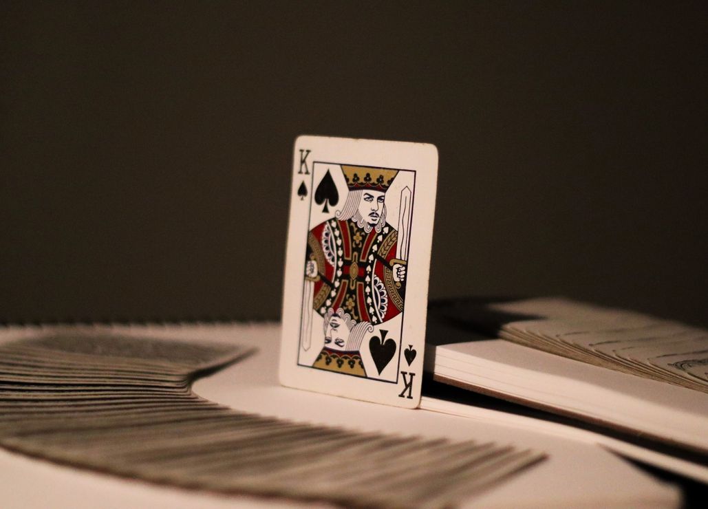 Online Casino: Spielautomaten und Live-Spiele im Überblick