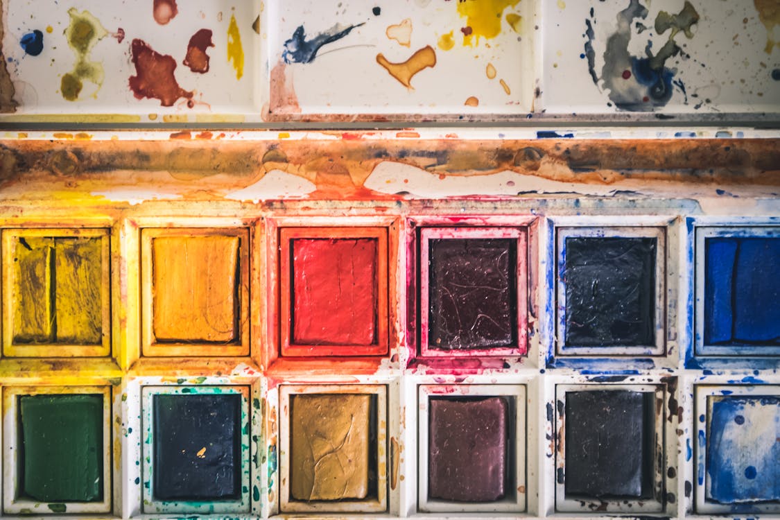 Water Color Palette on White Case · Free Stock Photo