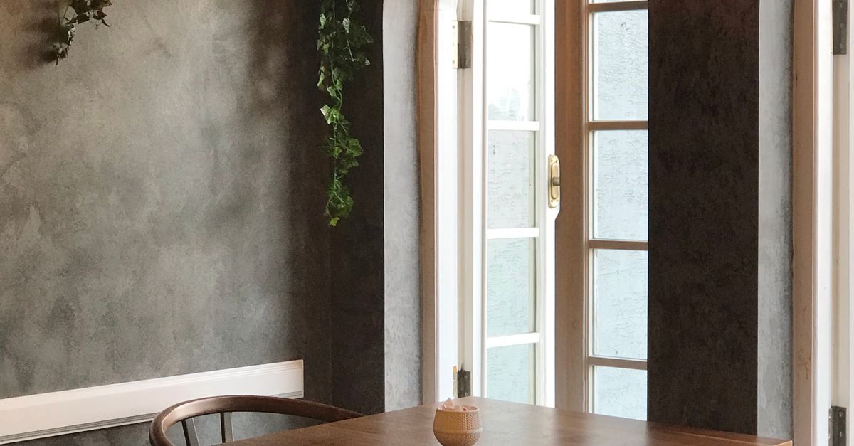 Window/tab Empty Empty Table near an Opened Window · Free Stock Photo