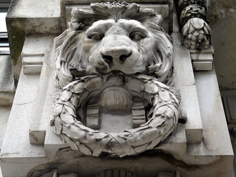 White Lion Statue