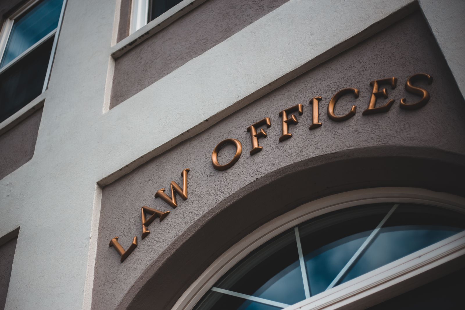 Ottawa Real Estate Legal Checklist: What Buyers and Sellers Need to Know