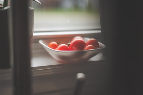 Kostnadsfri bild av fönster, fönsterbrädan, frukt