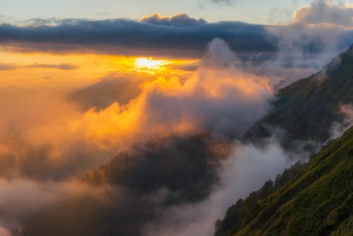 ゴールデンアワー, 山岳, 山頂の無料の写真素材