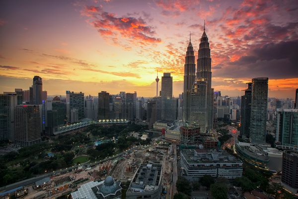 Return flights to Kuala Lumpur from Brussels starting from €419