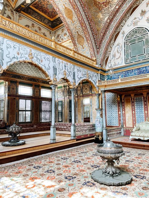 Bursa: Lahirnya Kekaisaran Ottoman Bursa: Lahirnya Kekaisaran Ottoman