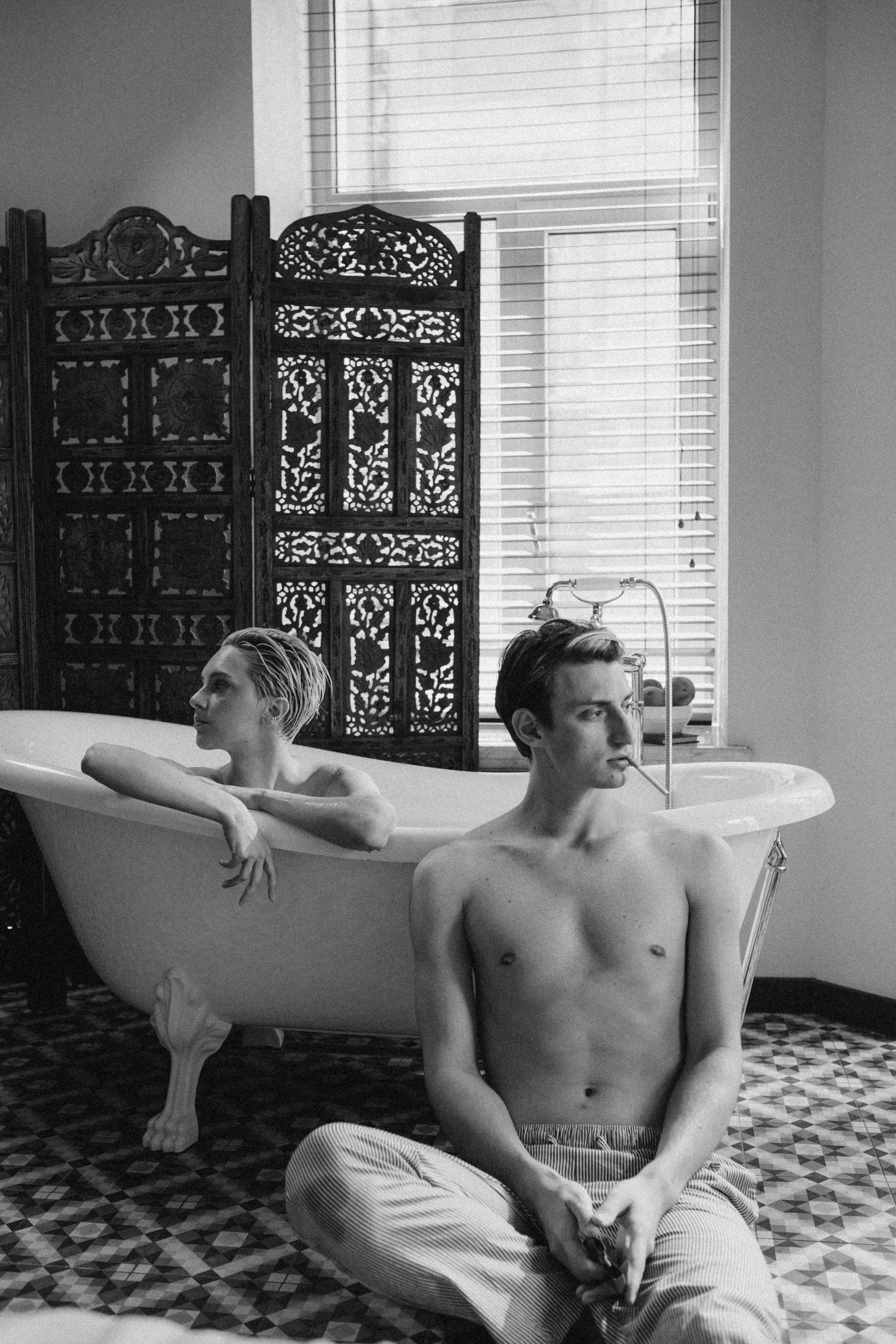 Kesimpulan: Batik Couple Modern 2025, Gaya yang Abadi!