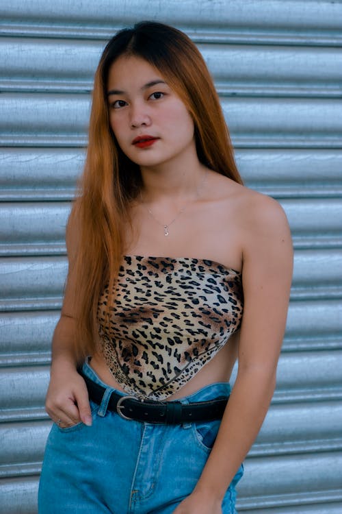 Ingyenes stockfotó ázsiai nő, függőleges lövés, leopárd minta témában