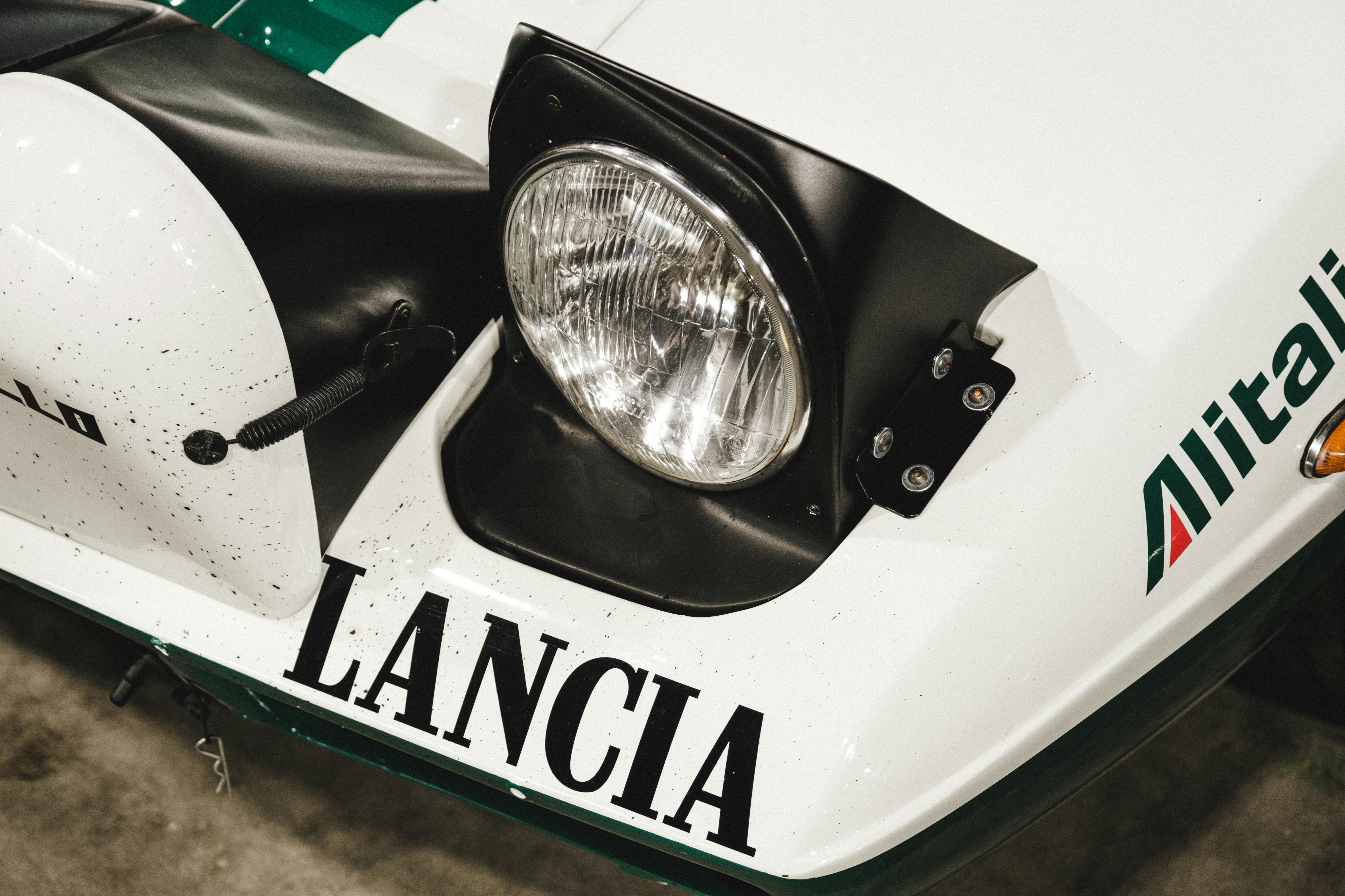  Batik Cirebon: Motif Mega Mendung yang Legendaris