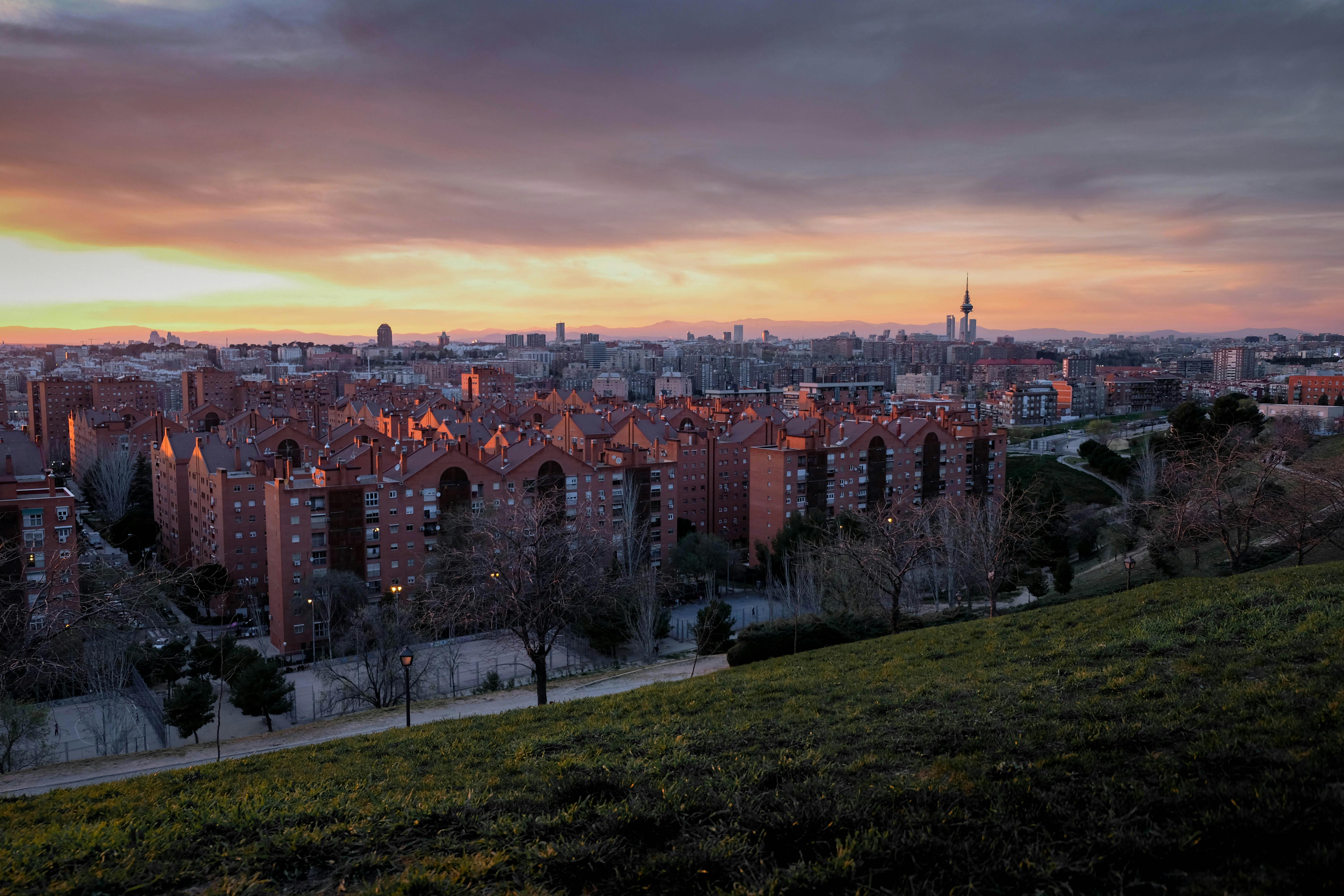photograph of buildings in madrid
