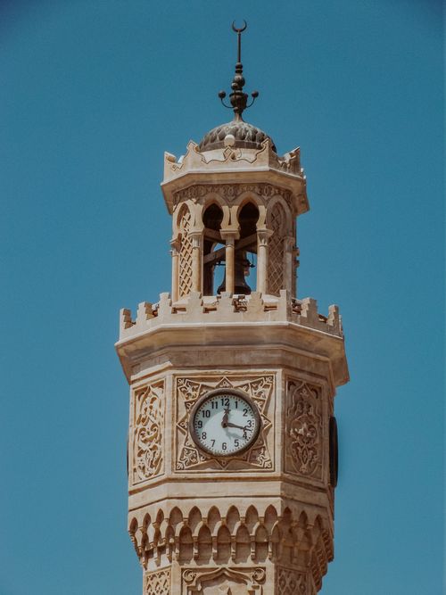 Free Detailed view of the iconic Izmir Clock Tower under a clear sky in Turkey. Stock Photo