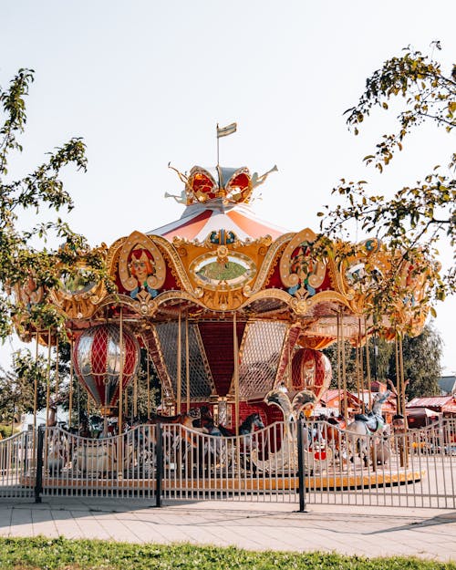 Fotos de stock gratuitas de atracción de feria, carnaval, carrusel