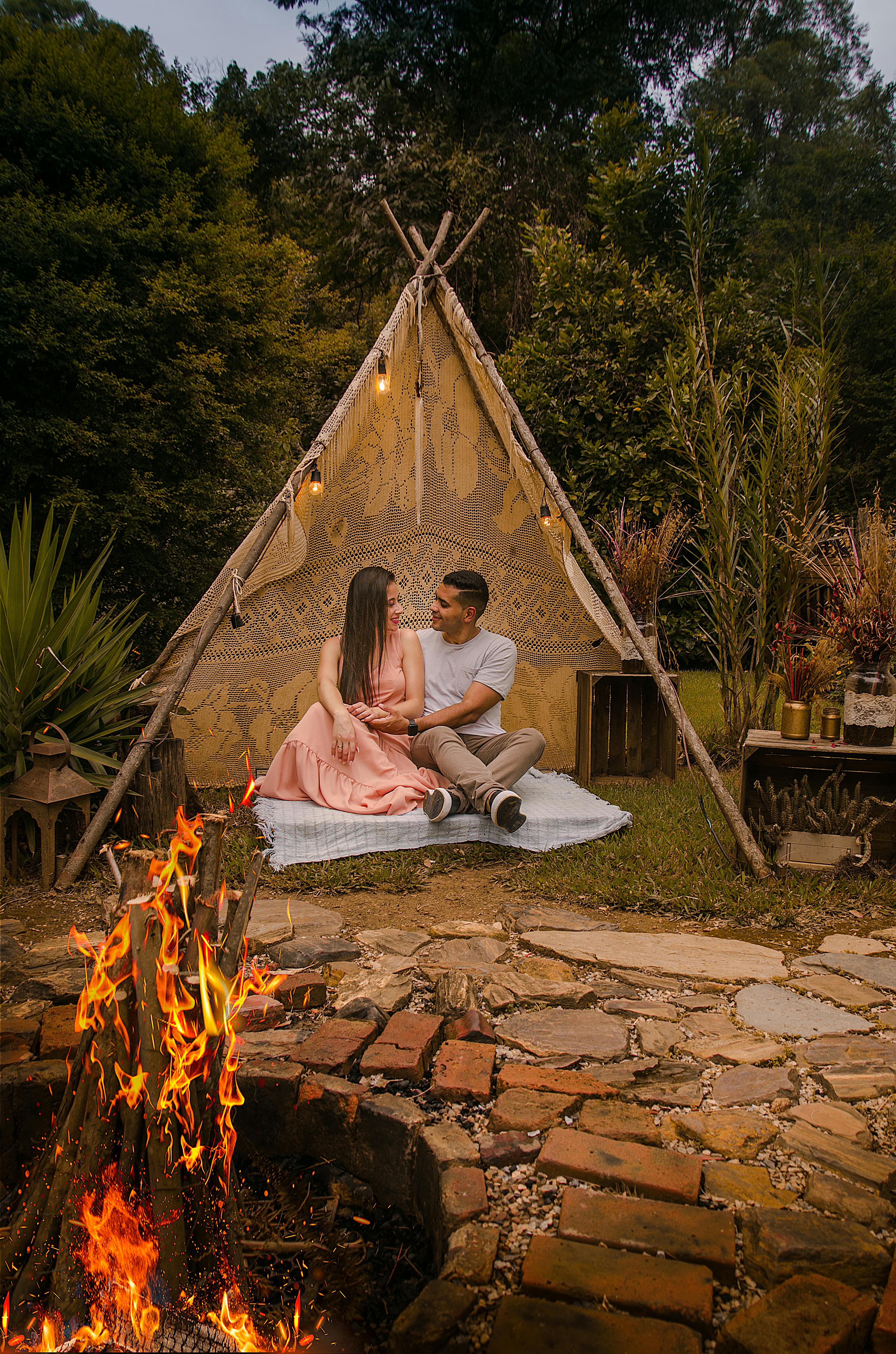 Are fire signs romantic?