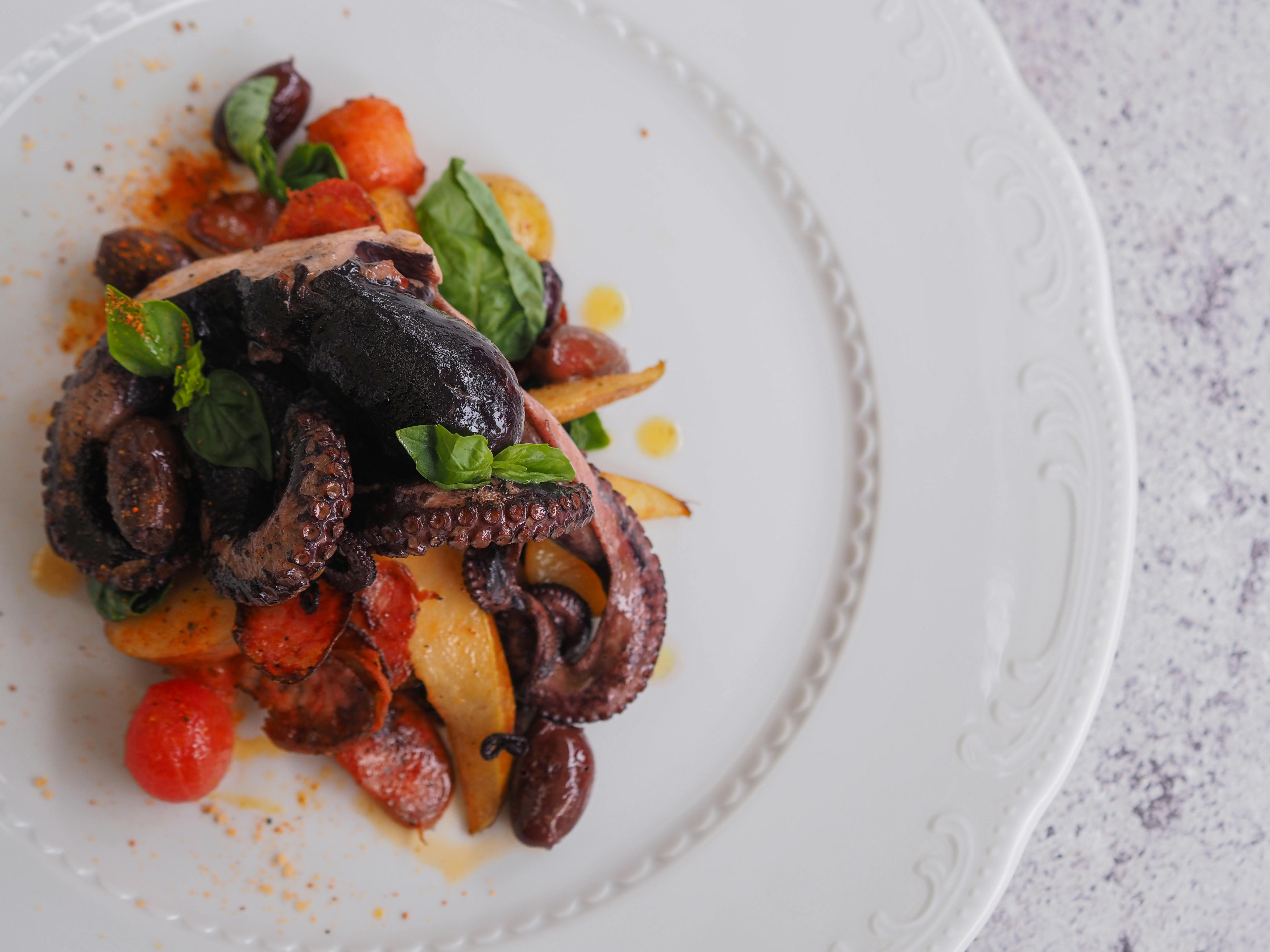 Mechanisms and Evidence Linking Mediterranean Diet to Hormonal Effects