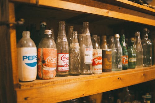 Безкоштовне стокове фото на тему «безалкогольні напої, дерев’яний, ковпачки для пляшок»