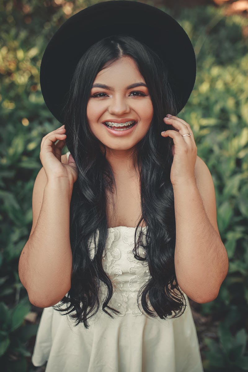 Grup de copii fericiți la o petrecere tematică