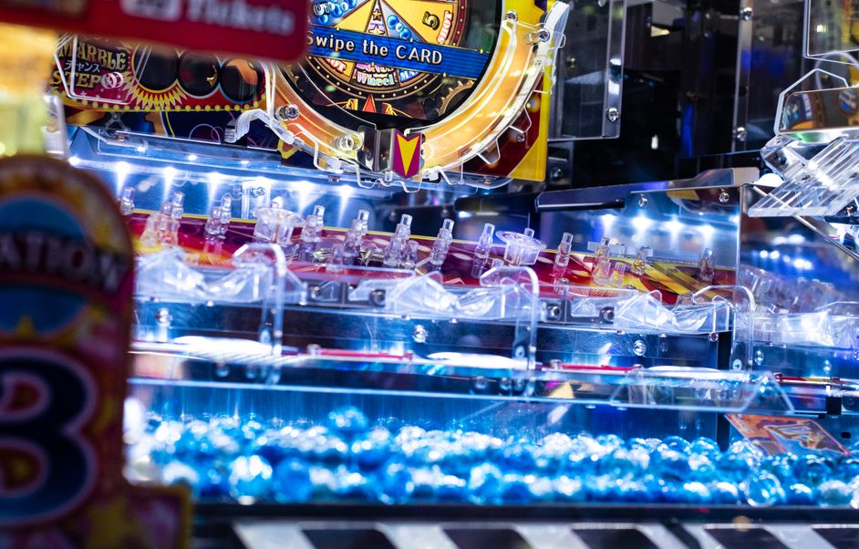 Online Casino: Spielautomaten und Live-Spiele im Überblick
