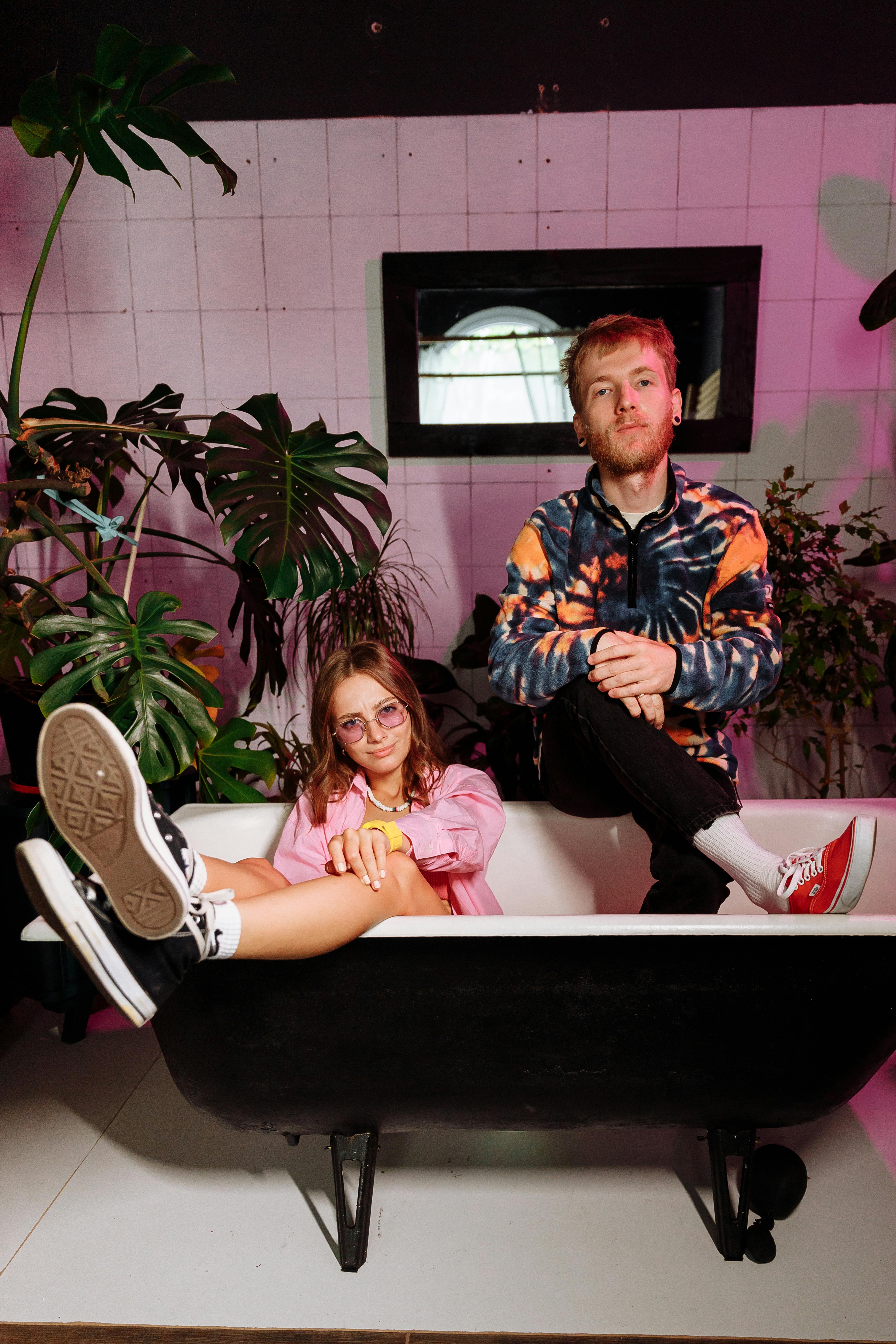 What is the 2 2 2 rule for camping?