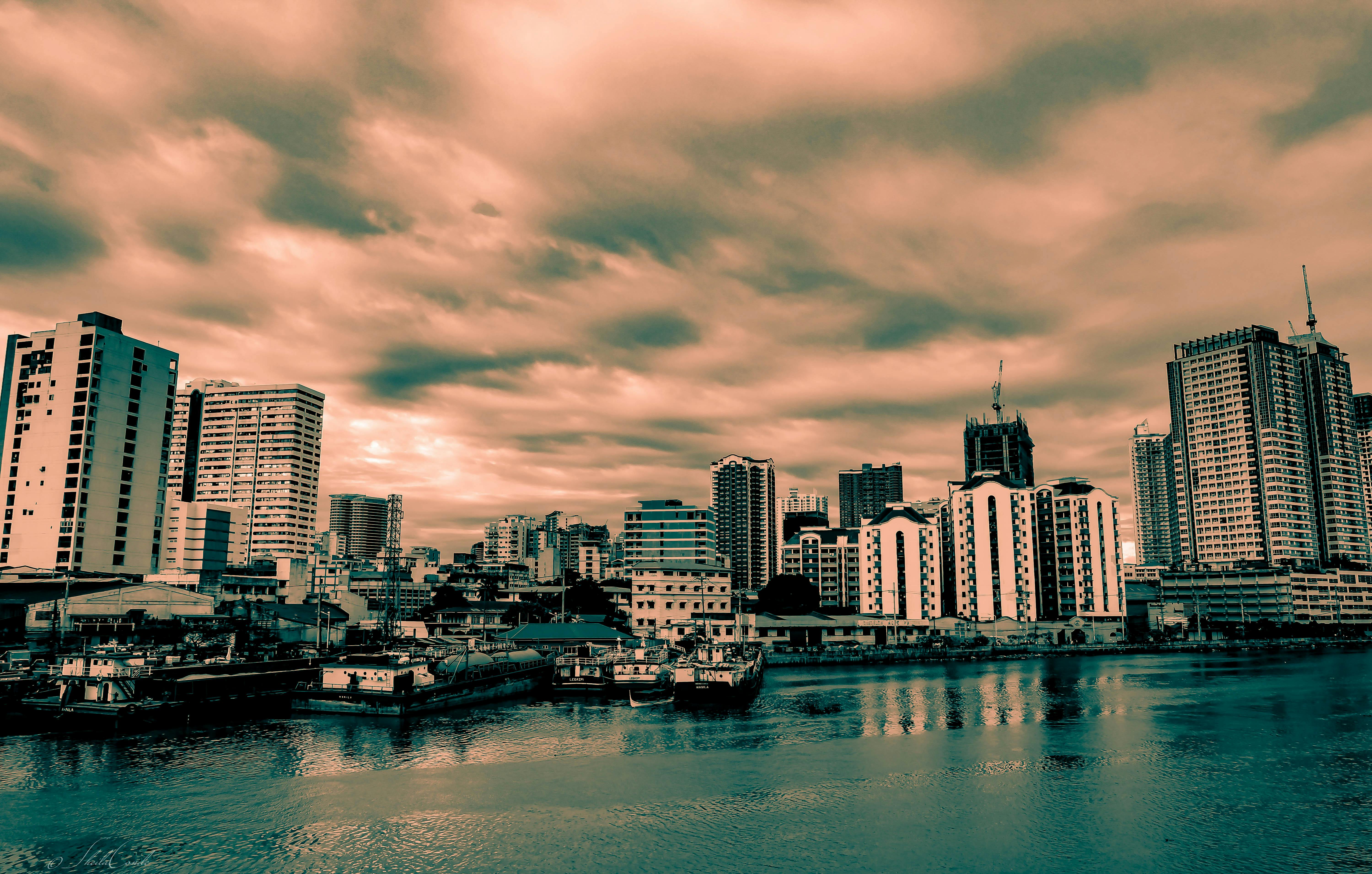 free-stock-photo-of-blue-buildings-citylife