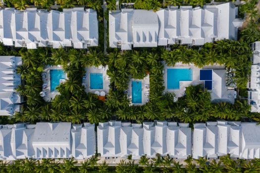 Recorrido FPV de hotel en Bucaramanga — tour aéreo inmersivo