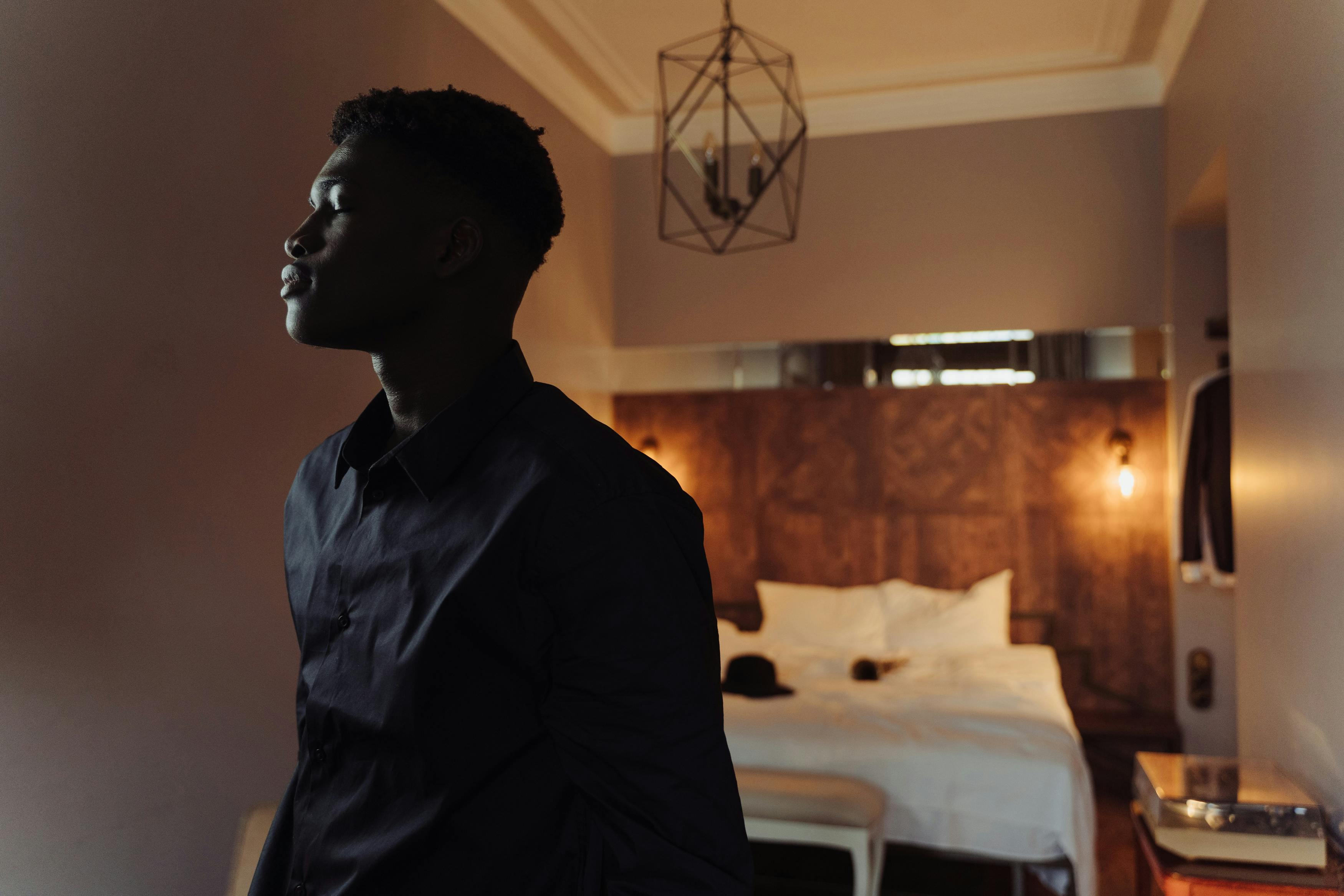 Marriott Projects Weak Room Revenue Growth On Sluggish US Budget Travel Demand — Photo by cottonbro studio on Pexels