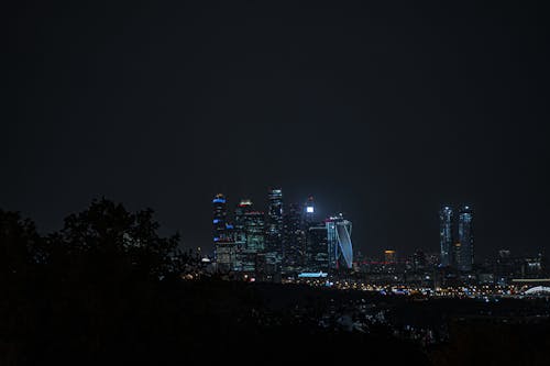 免费 城市的燈光, 塔樓, 夜晚的城市 的 免费素材图片 素材图片