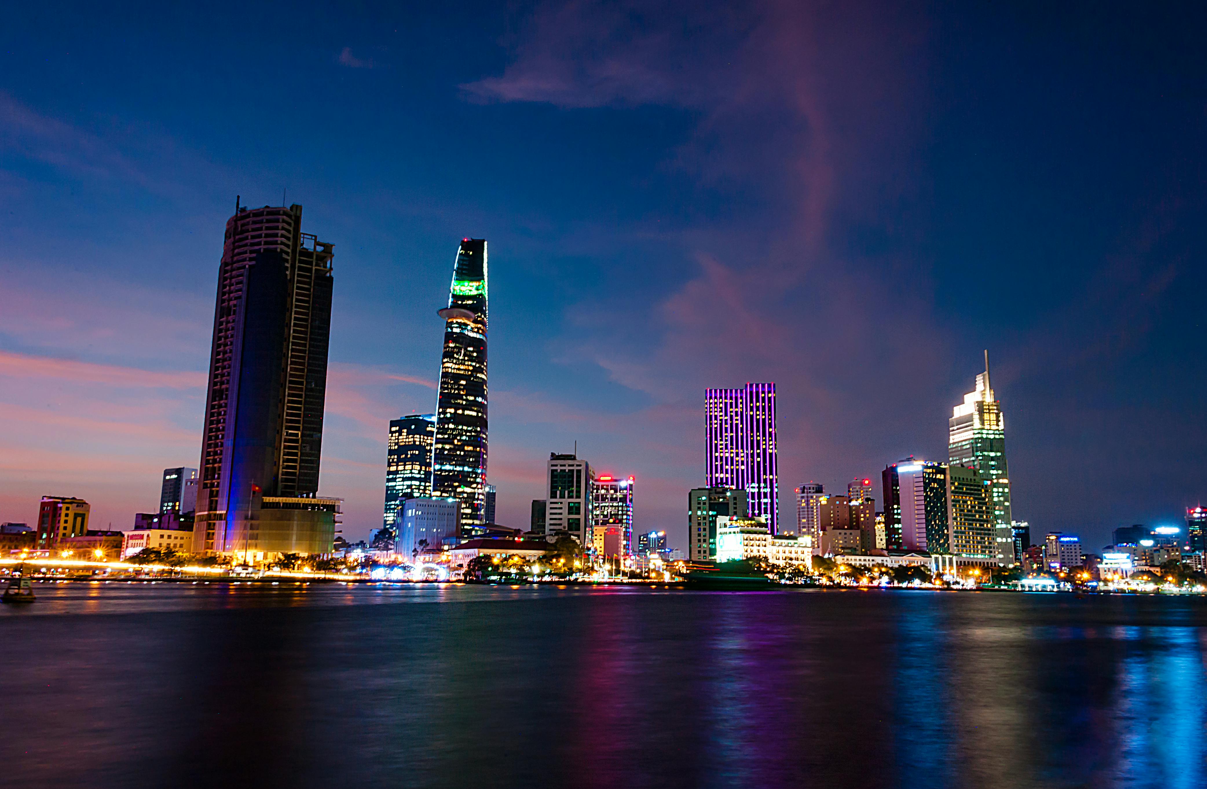 TPHồ Chí Minh xin cơ chế đặc thù để mở cửa phát triển kinh tế