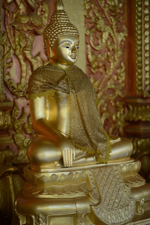 Free stock photo of golden buddha