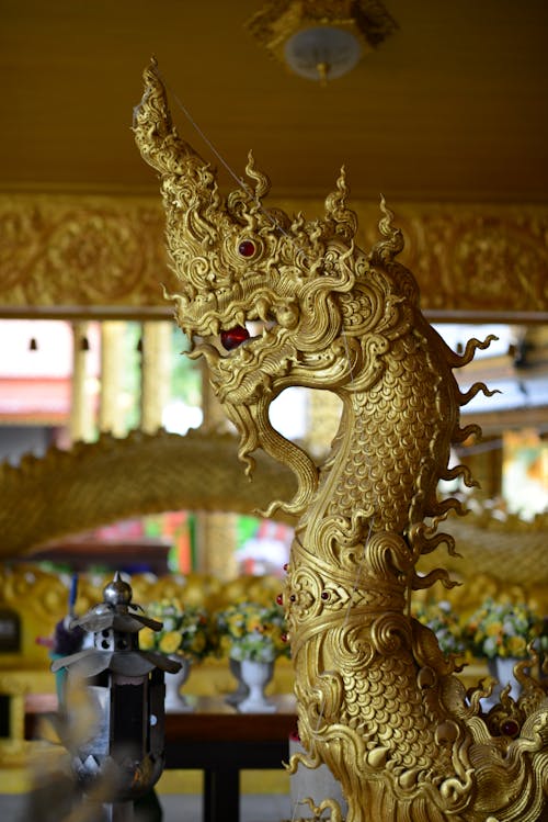 Gold Dragon Statue 