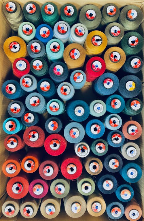 Free Assorted Colors of Spools of Thread  Stock Photo