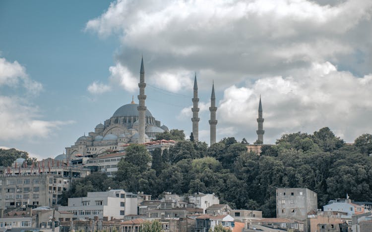 Suleymaniye Mosque Towering Over Istanbul, Turkey